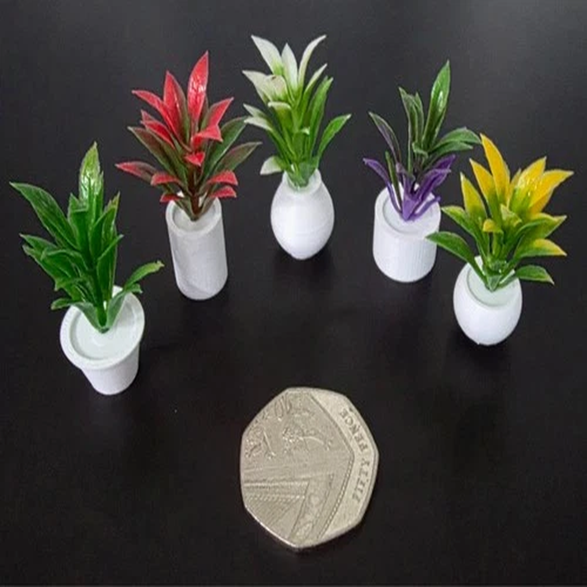 1:12 Scale Dolls House Miniature  Set of 5 Potted Plants with Pots