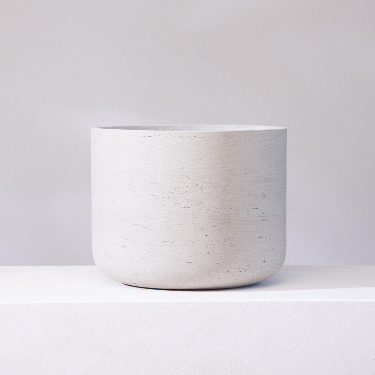 ABBOTT GREY PLANTER Medium 12.5 Inch