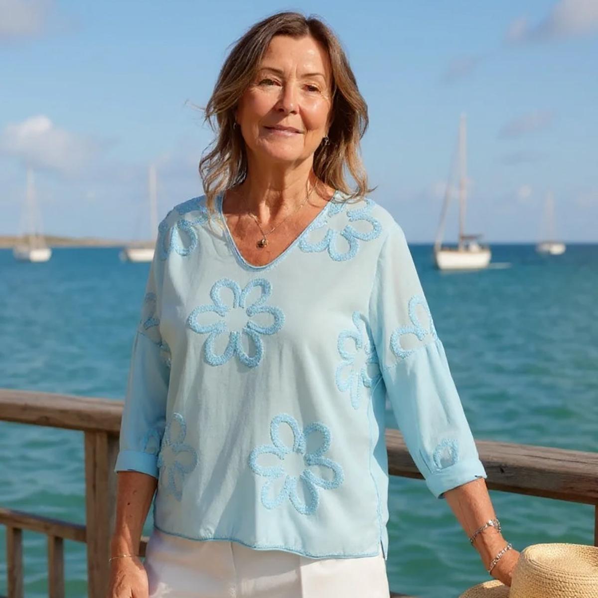 Daisy Embroidered Top Light Blue